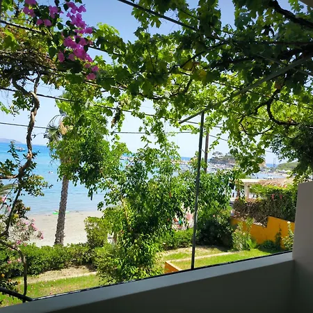 Aggelika Apartamento *